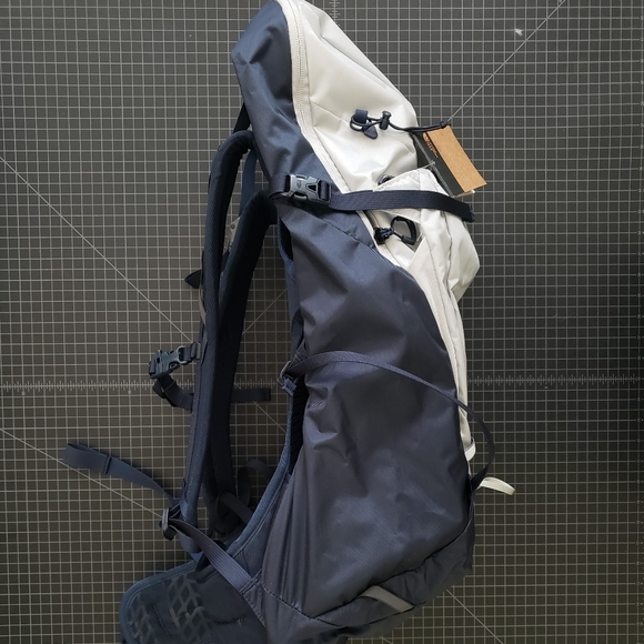 THE NORTH FACE ZEPHYRUS 26 PACK - Picture 2 of 16